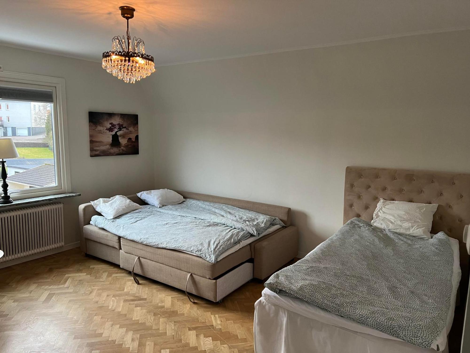 Haerligt Stort Boende I Perfekt Laege Boras Exterior photo